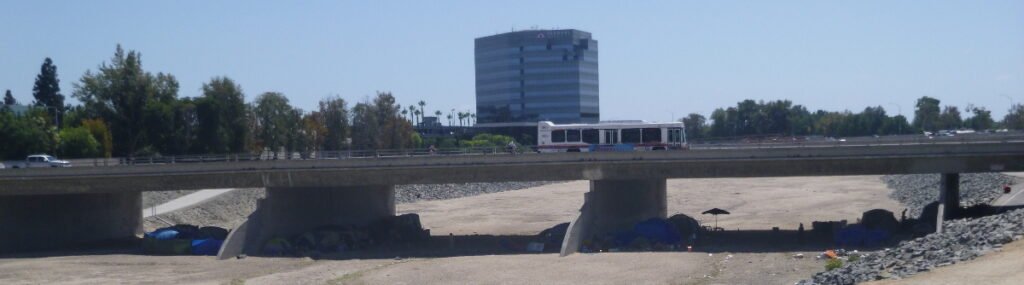 023homeless06
